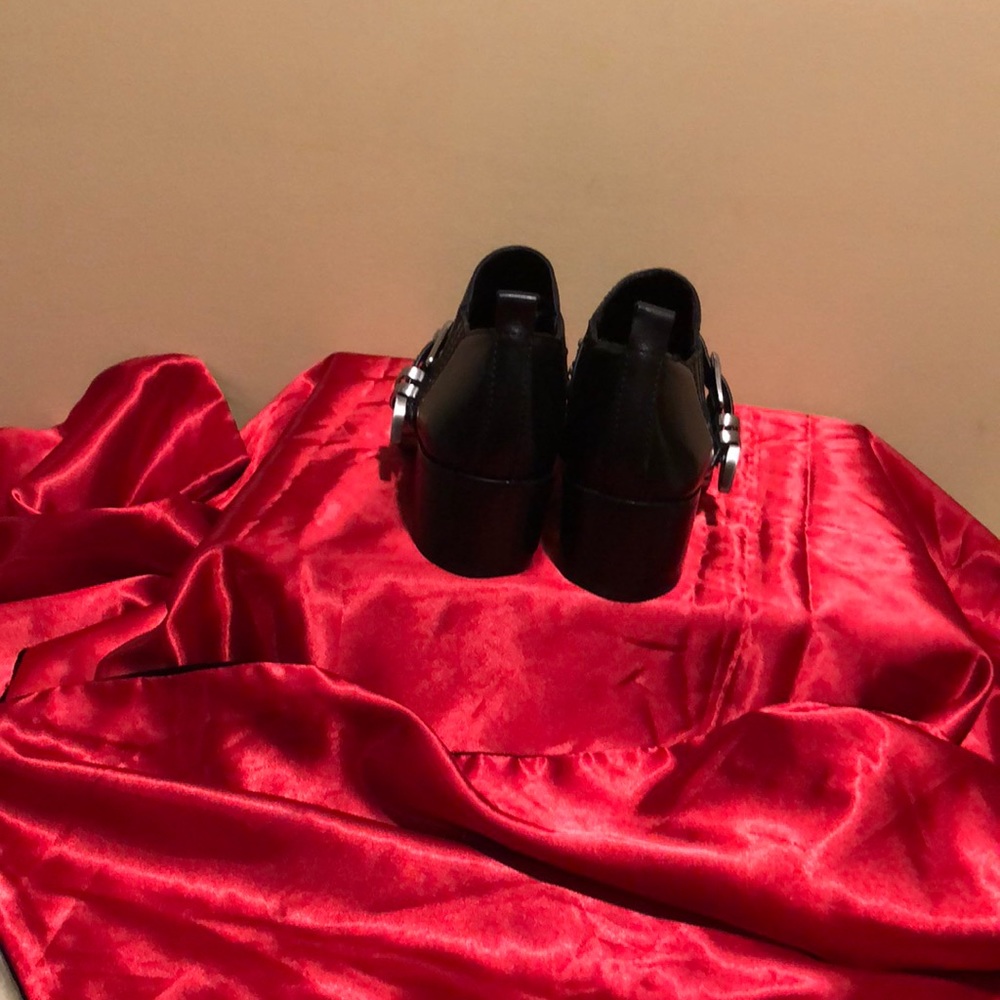 Bootie - Picture 3 of 6